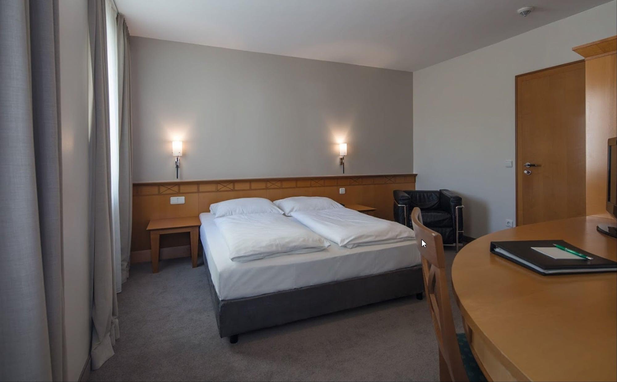 Parkhotel Schmid Адельсрид Экстерьер фото