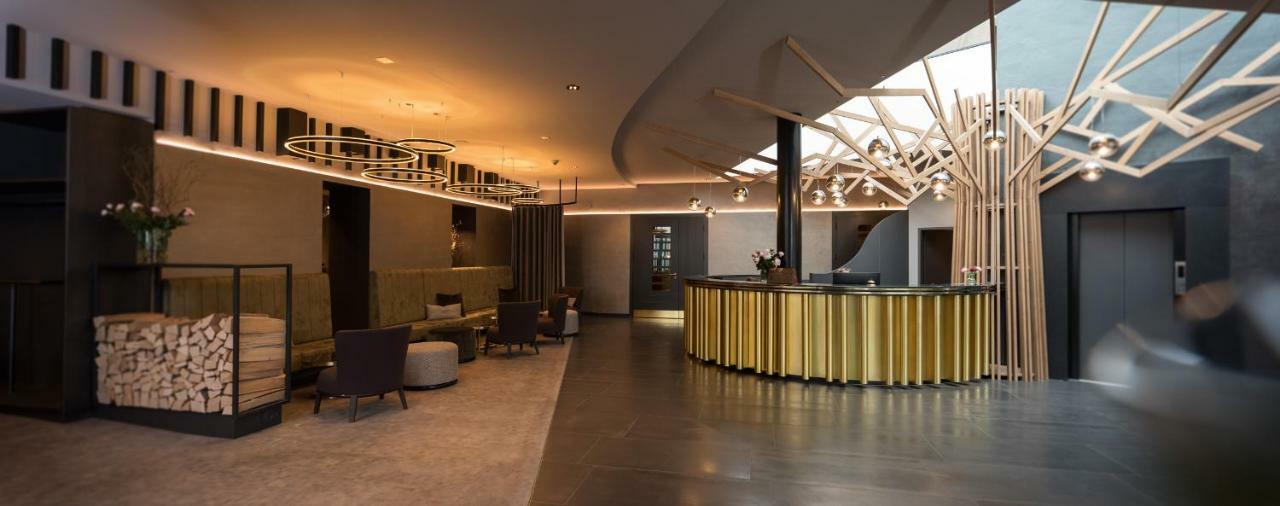 Parkhotel Schmid Адельсрид Экстерьер фото